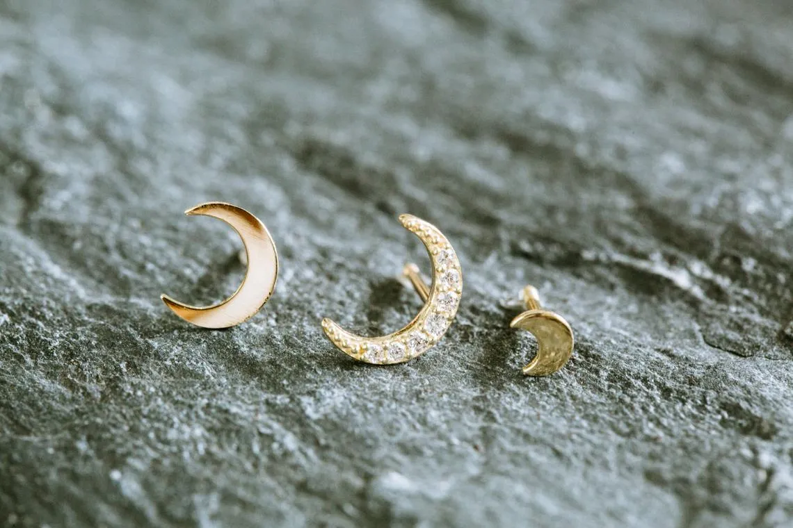 14k Gold Small Cubic Moon Barbell Ear Stud Piercing