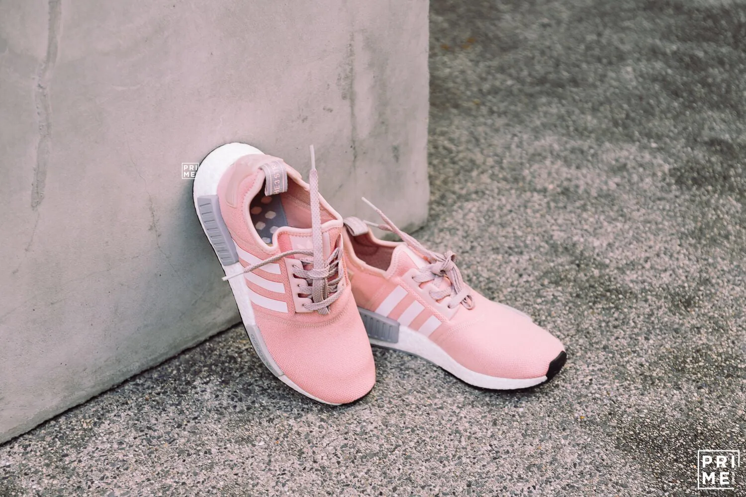 ADIDAS NMD R1 Vapour Pink/Light Onix (BY3059)